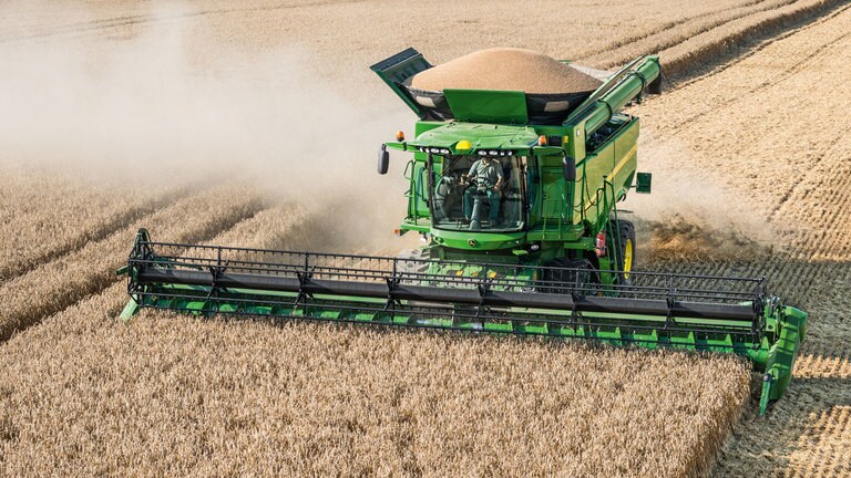 No Deposit & No Repayments on Combine Servicing & Parts until March 2018*