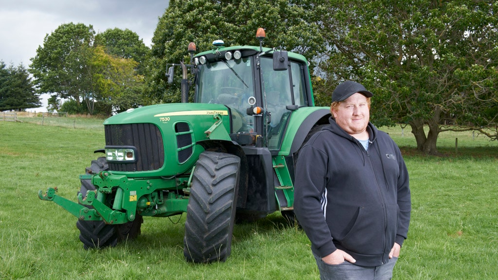David Elsworth of ‘Elsworth Fertiliser Spreading’ with his John Deere 7530 tractor