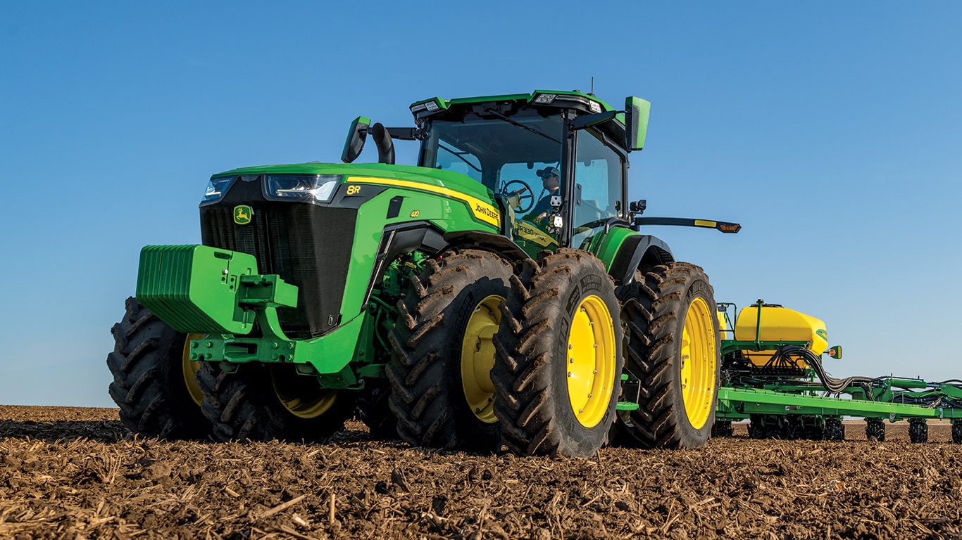 8RX Series Tractors John Deere New Zealand