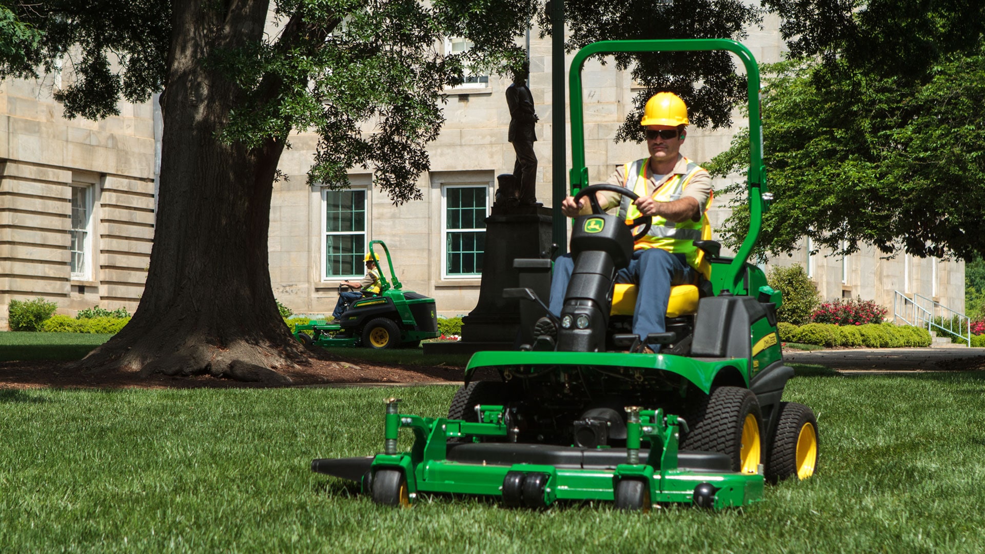 Explore the versatile 1500 TerrainCut™ Series