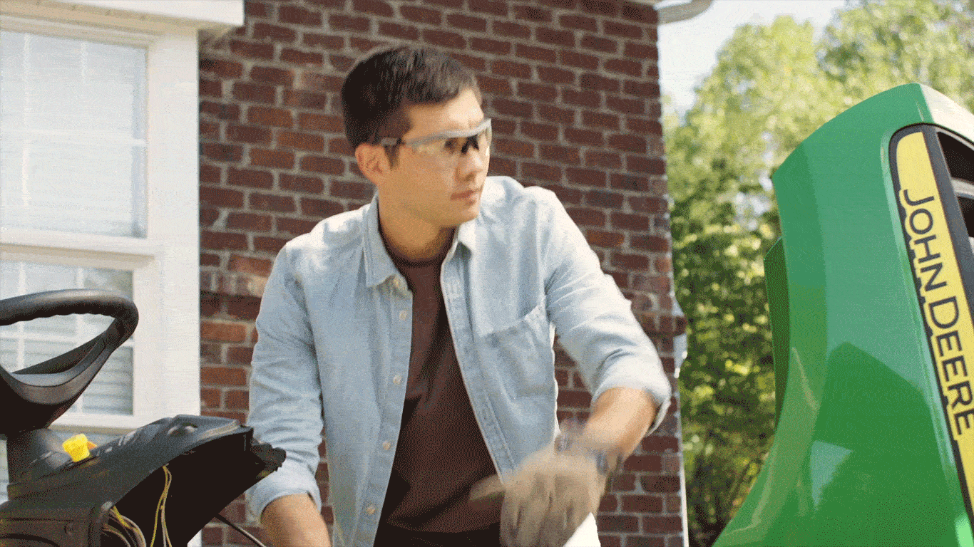 E120 Rideon Mower 100 Series Rideon Mowers John Deere New Zealand