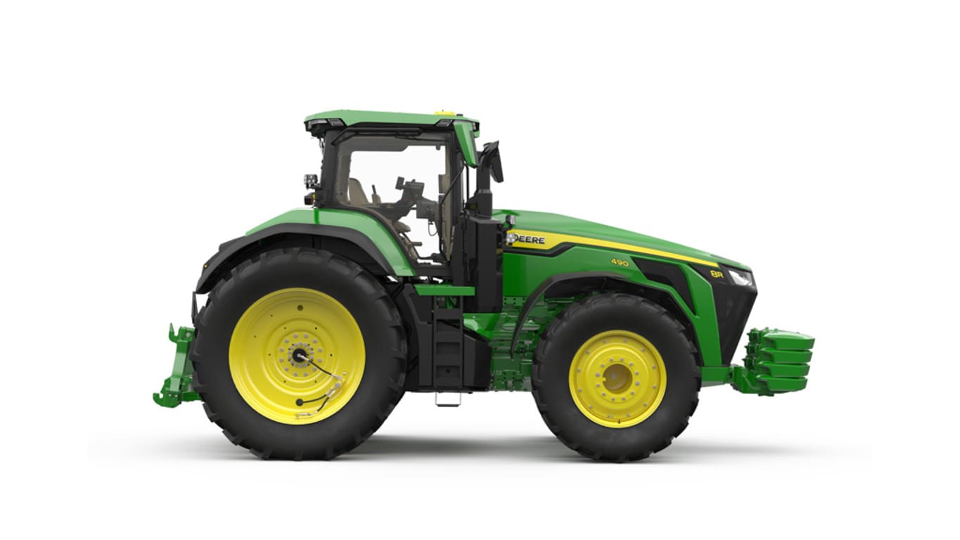 Studio image of Right facing 8R 490 Tractor