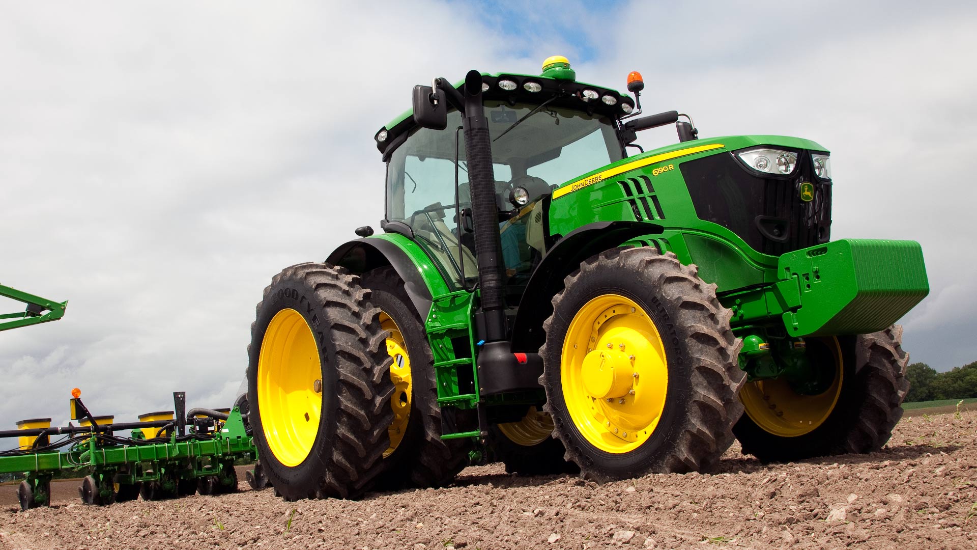 See the 6 Series row crop tractors